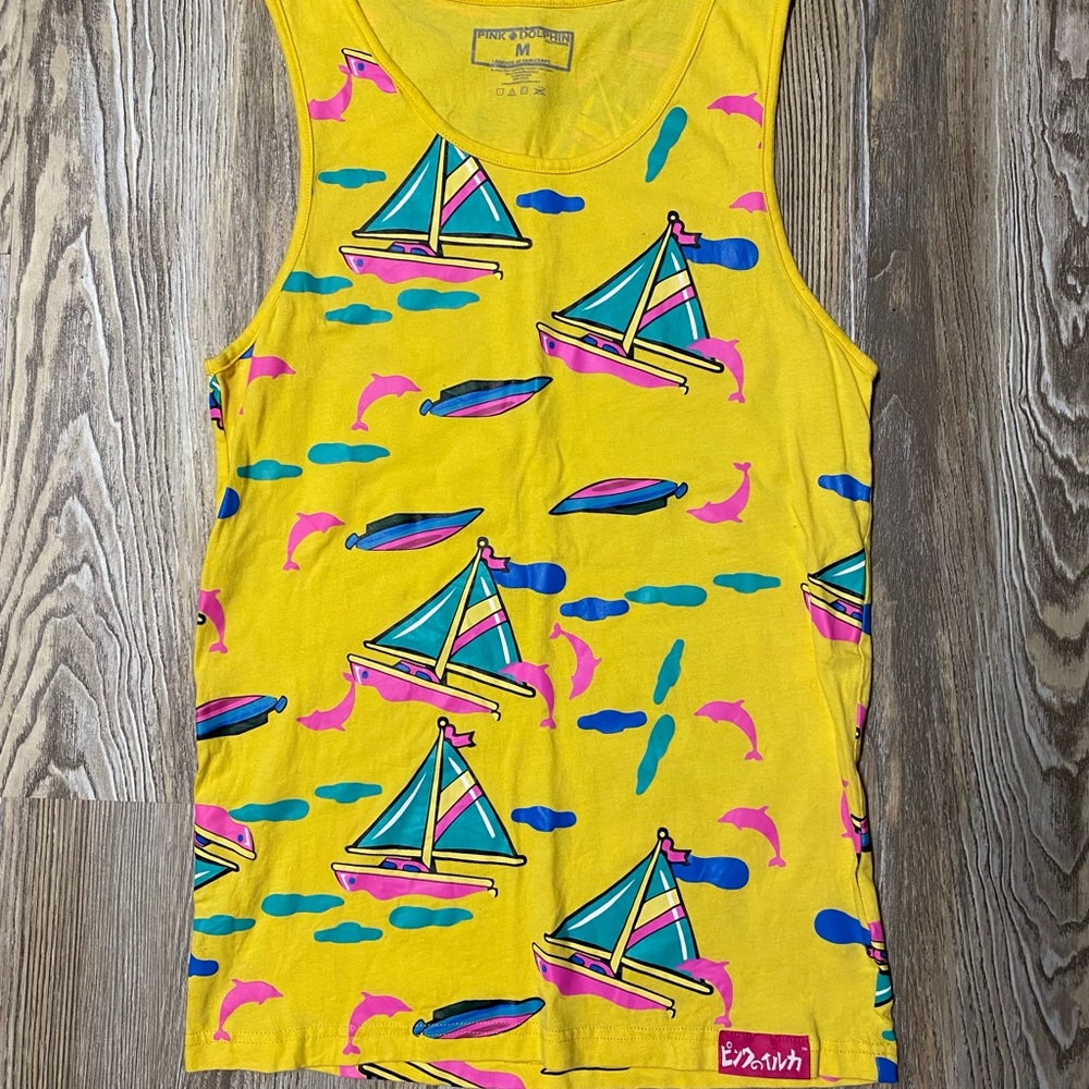 Pink dolphin tank 🐬